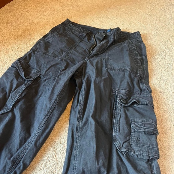 American Eagle Outfitters Pants - American Eagle Women’s Stretchy Black Baggy Cargos